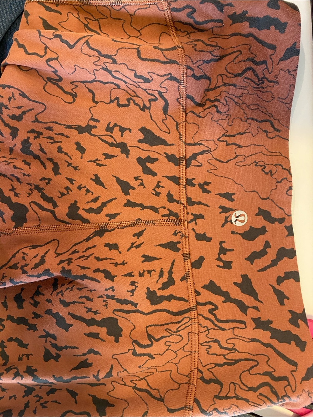 lululemon Groove Super-High-Rise Split-Hem Flared Pant Nulu - Picture 5 of 6
